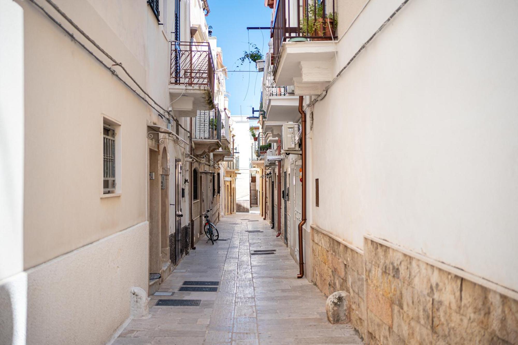 Nonna Vittoria Apartments Mola di Bari Exterior photo